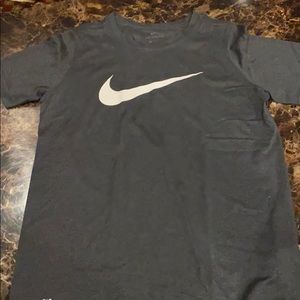 3 Boys shirt bundle size M